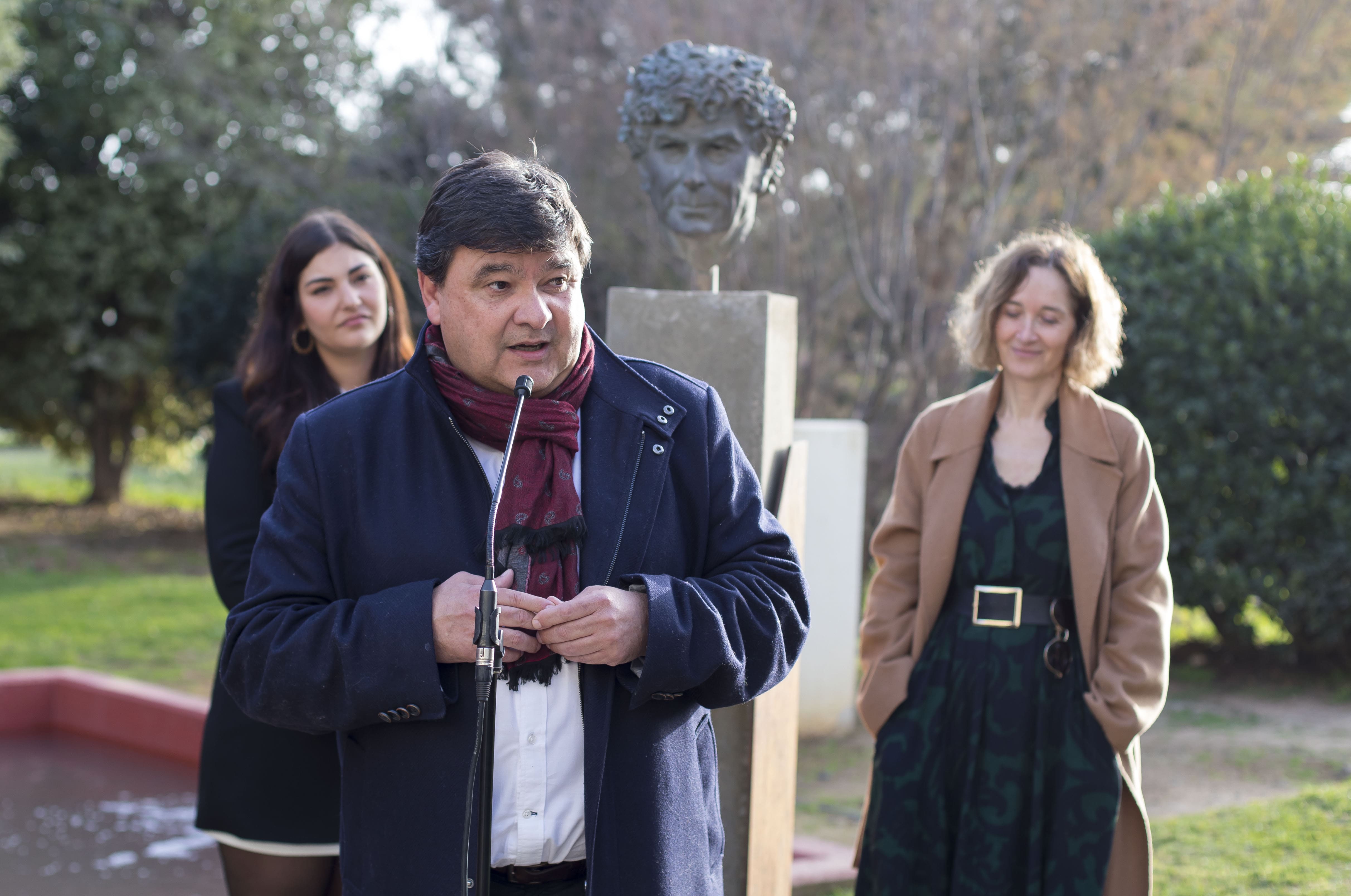 Inauguración del Busto a Jesús Quintero